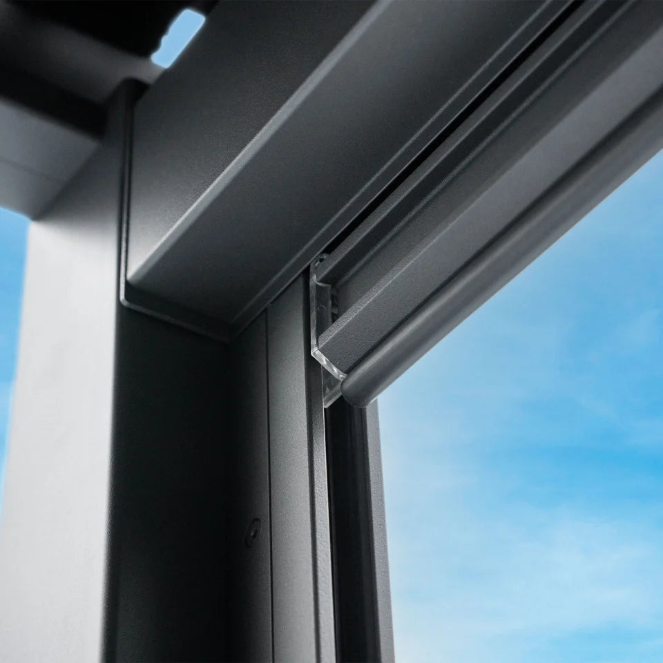 Titan Texteline Side Screen - in Grey