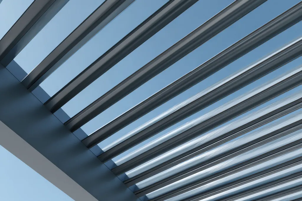 Adjustable louvred roof