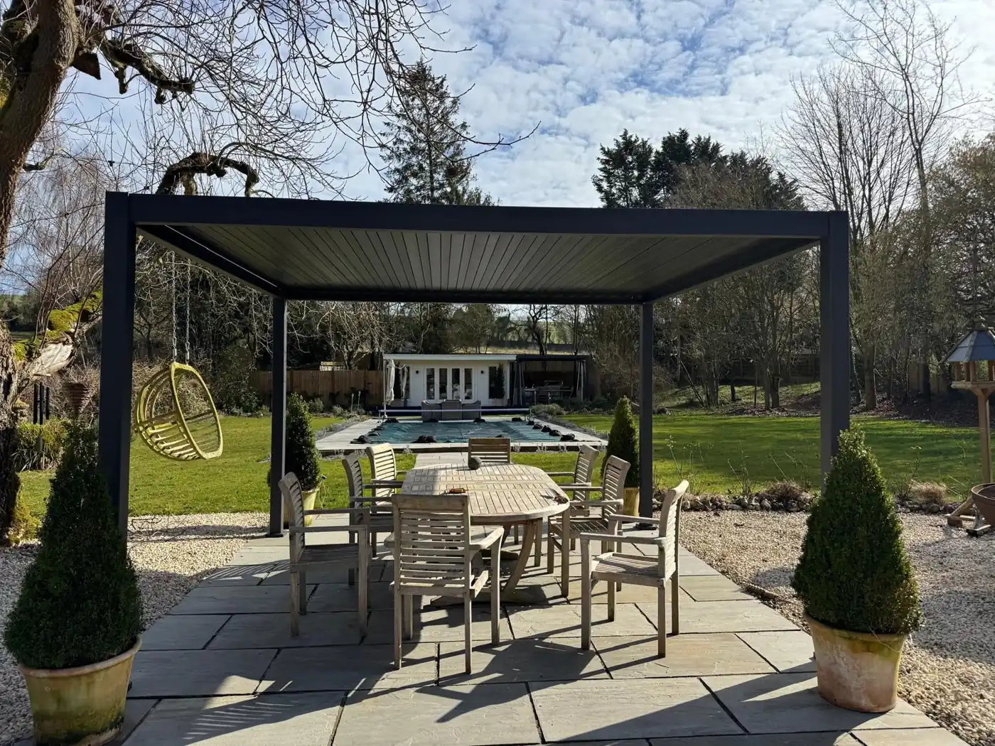 Eden Grove pergola with Risdon-built pool and garden room, Kent